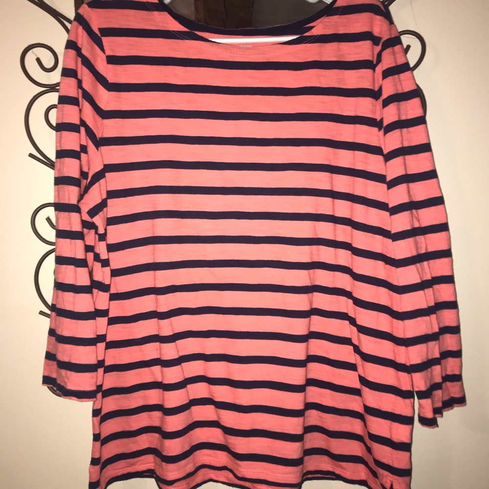 3/4 sleeve shirt